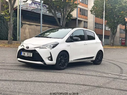 Yaris Image